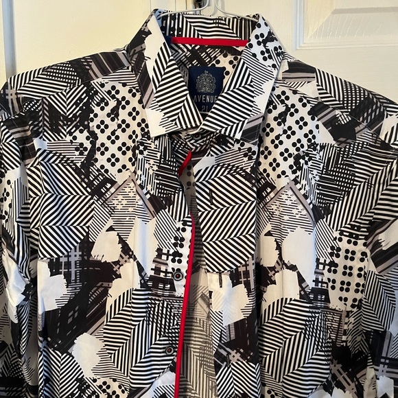 New Avenue 21 Men’s dress shirt size M. Bought in Las Vegas! Great style & Class - Picture 1 of 10